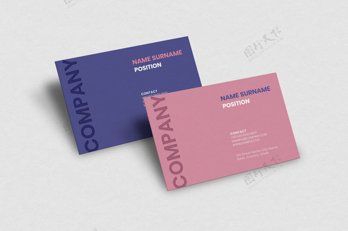 前视图简单的名片设计在粉红色和紫色与前 后视图名片时髦公司名称