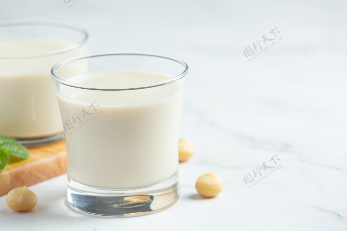 混合物澳洲坚果白牛奶即可食用营养碳水化合物营养